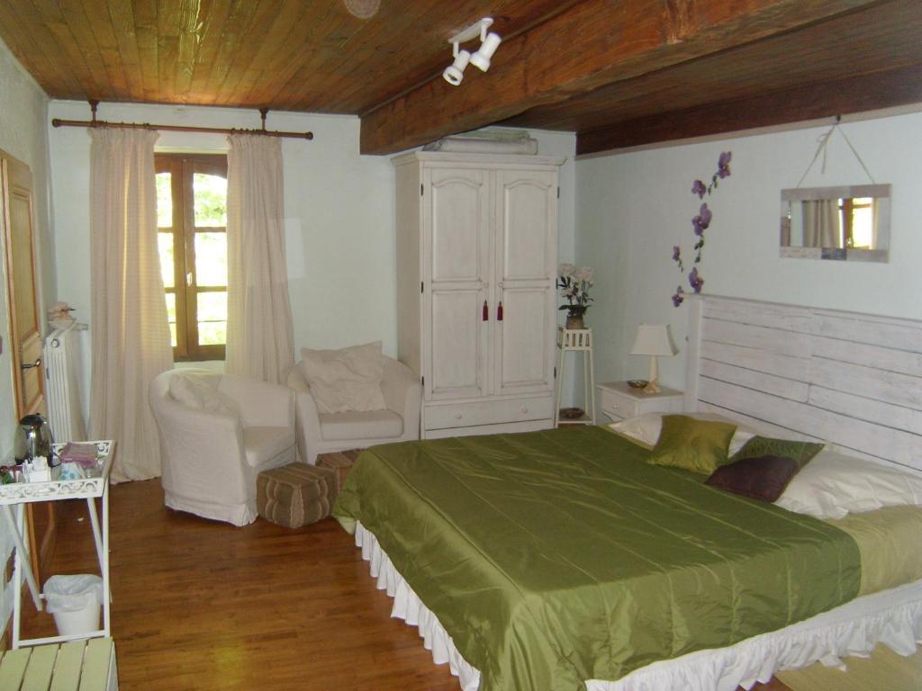 La Pigario Bed and Breakfast Lisle-sur-Tarn Habitación foto